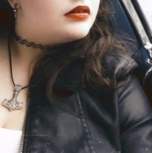 Meet your Posher, Cierra